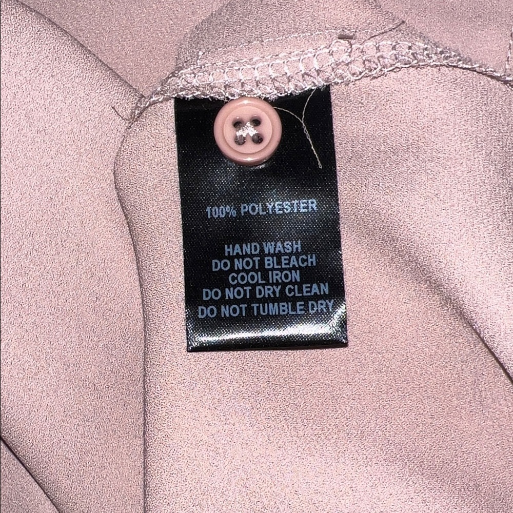 Chic Light Pink Women's Blouse - Picture 7 of 7